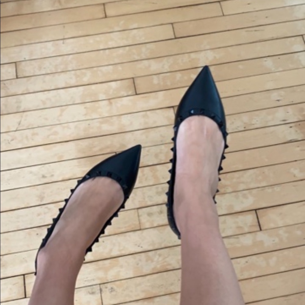 Designer inspired garavani rockstud flats